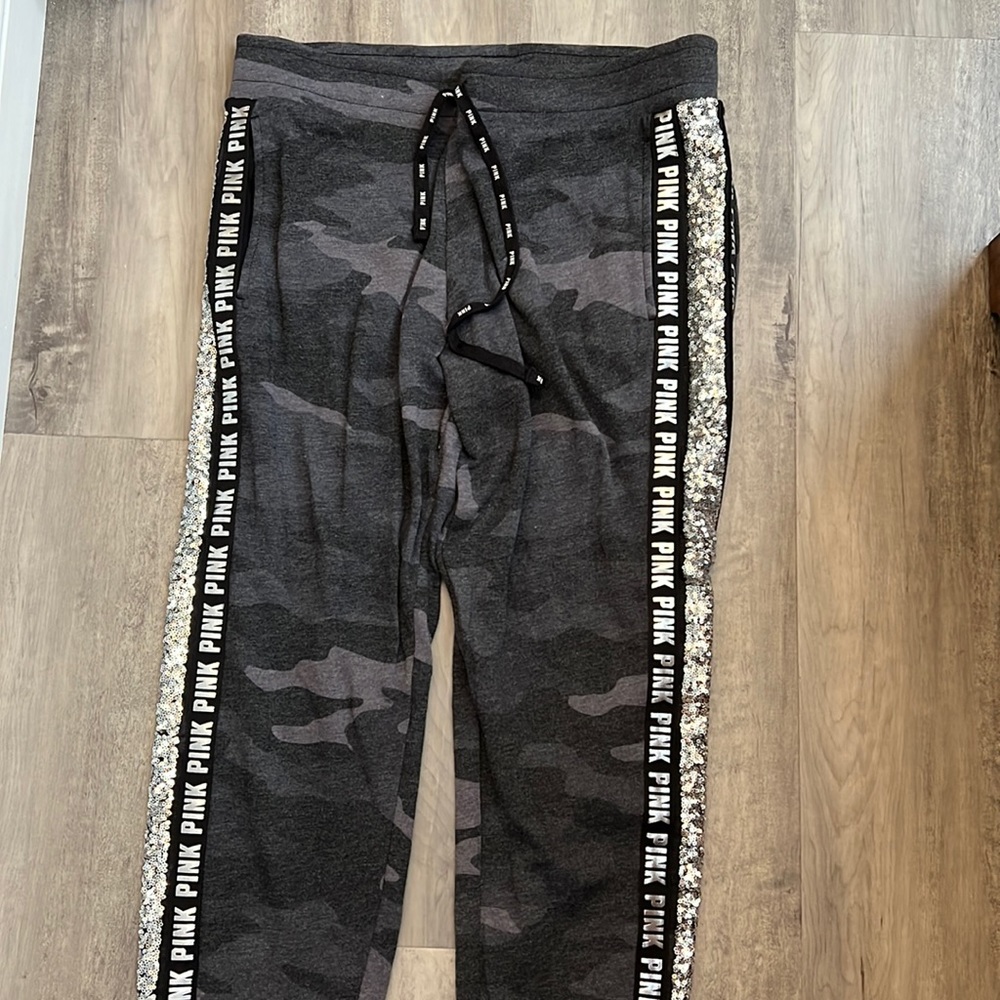Victoria’s Secret Pink Jogger Pants Size Large